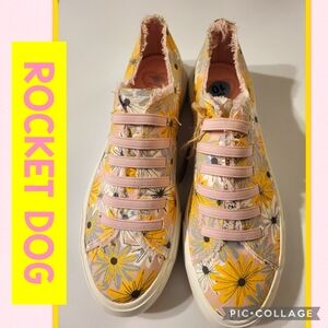 ROCKET DOG FLORAL PRINT SNEAKERS